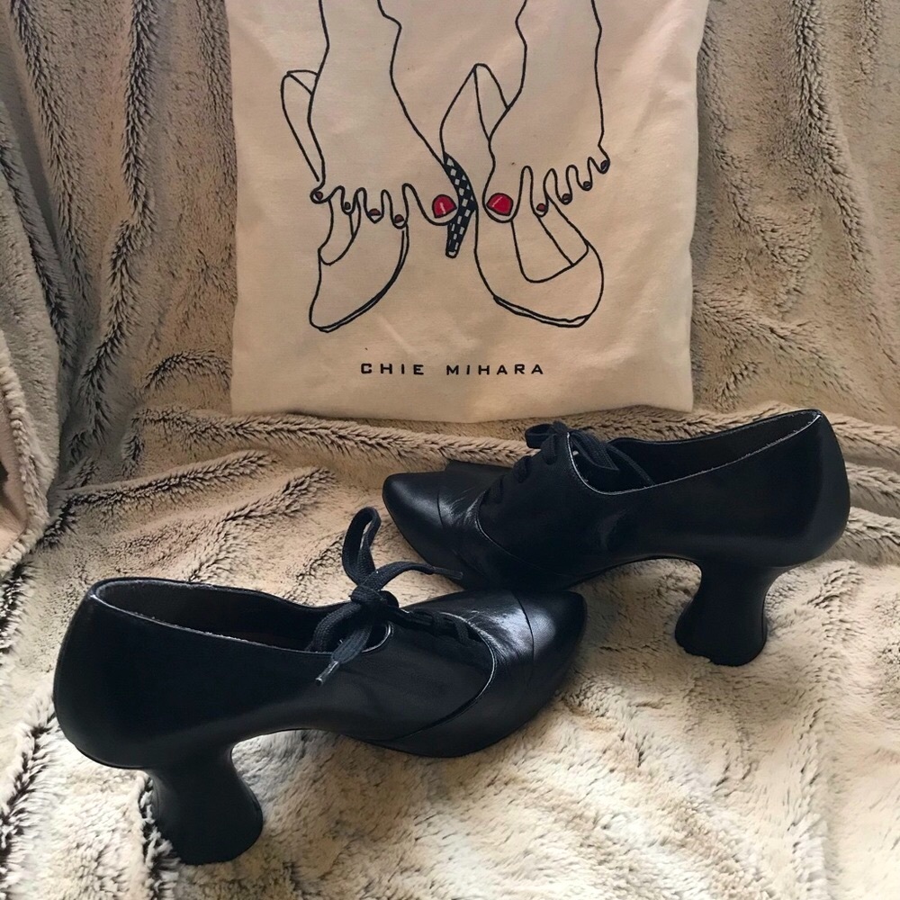Chie Mihara heeled Loafers